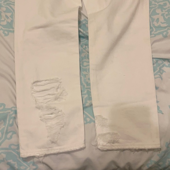 American Eagle Mom Jean - Picture 11 of 16